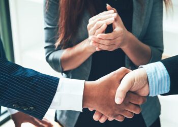 desconfiemos do compromisso